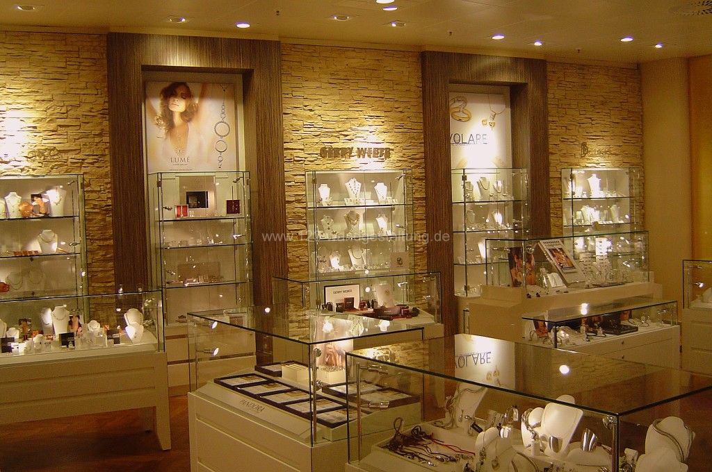 Paneele dundee – mediterrane wandgestaltung in bruchsteinoptik Mediterranes wohnzimmer mit steinwand