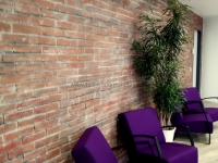 wandgestaltung-ziegelstein-optik-venezia-ladenbau-6