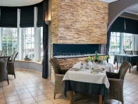 teakyourwall-holzpaneele-skin-small-restaurant (1)