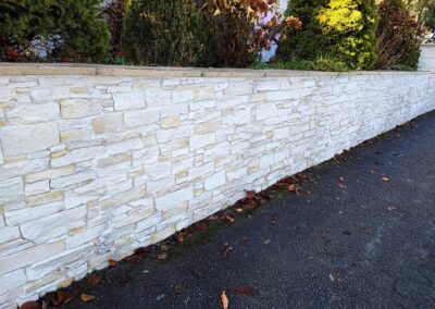 Kunststeinpaneele Amalfi - Creme - Gartenmauer