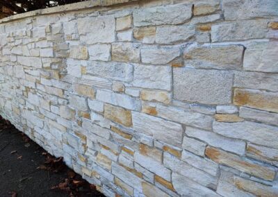 Kunststeinpaneele Amalfi - Creme - Gartenmauer