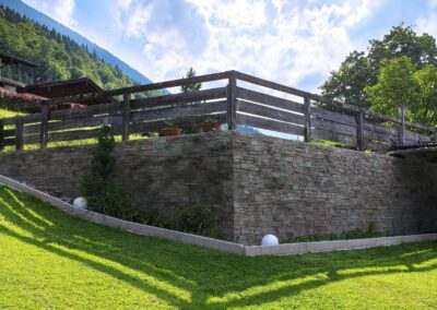 Kunststeinpaneele Amalfi - Gartenmauer