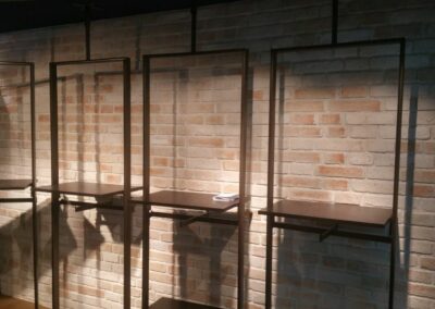 Kunststeinpaneele Queens - Ziegelwand - Ladenbau - Store